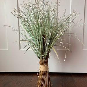 Farmhouse Floral Decor